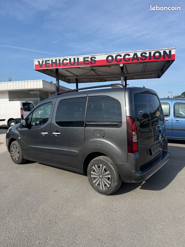Peugeot Partner 1.6hdi 75 2eme main excellent etat (image 5)