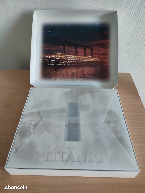 Coffret VHS Titanic (image 3)