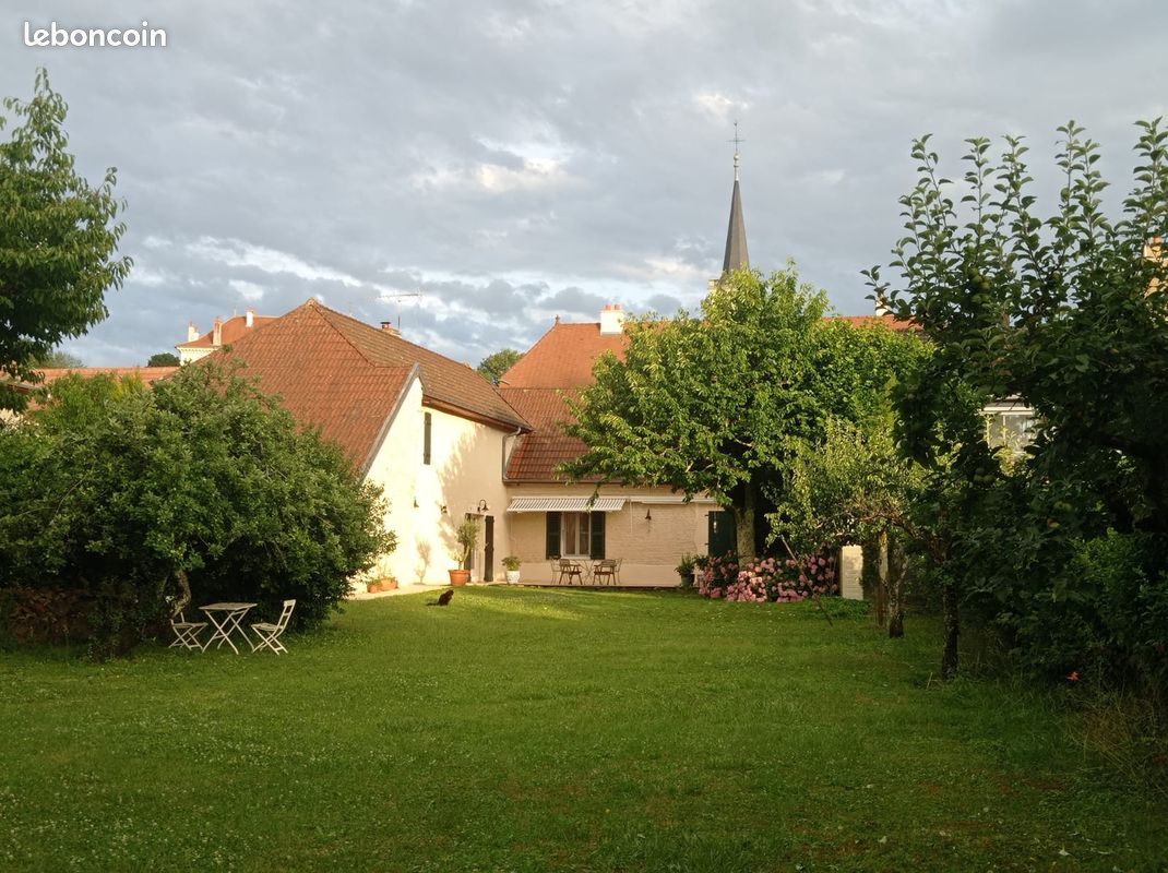 Maison 7 pièces 157 m² · à Fraisans · 157 m² · 265 000 €