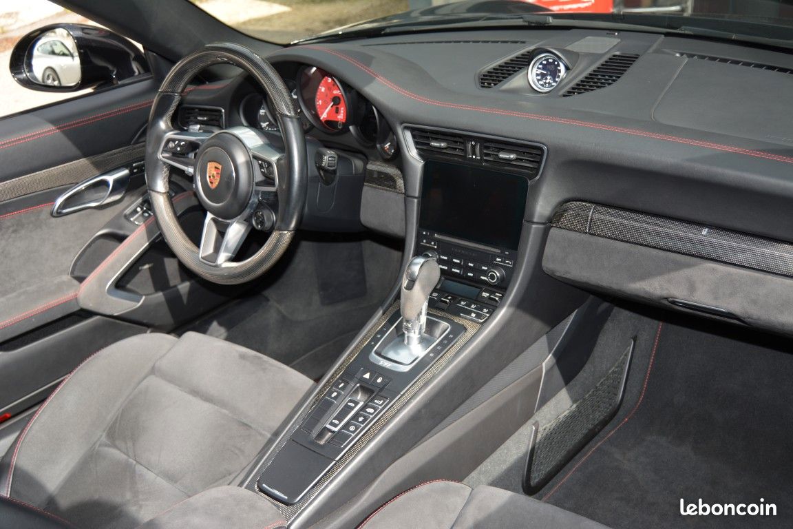 Porsche 991.2 Targa 4 GTS 450 cv (image 10)