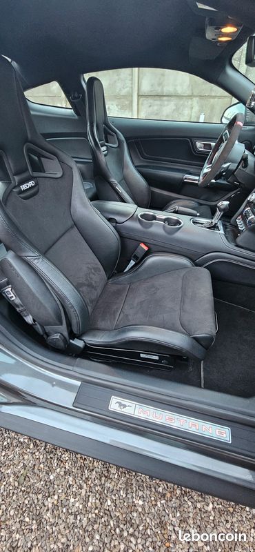Ford Mustang GT BA 10 vitesses, V8 5.0 Coupé 450 CH, 1ERE MAIN SIEGES RECARO (image 5)