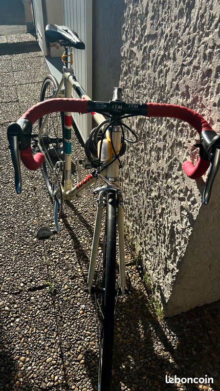 Vélo de route LOOK (image 2)