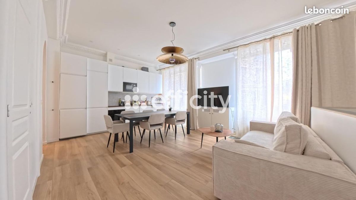 Appartement 4 pièces 82 m² · à Paris · 82 m² · 675 000 €