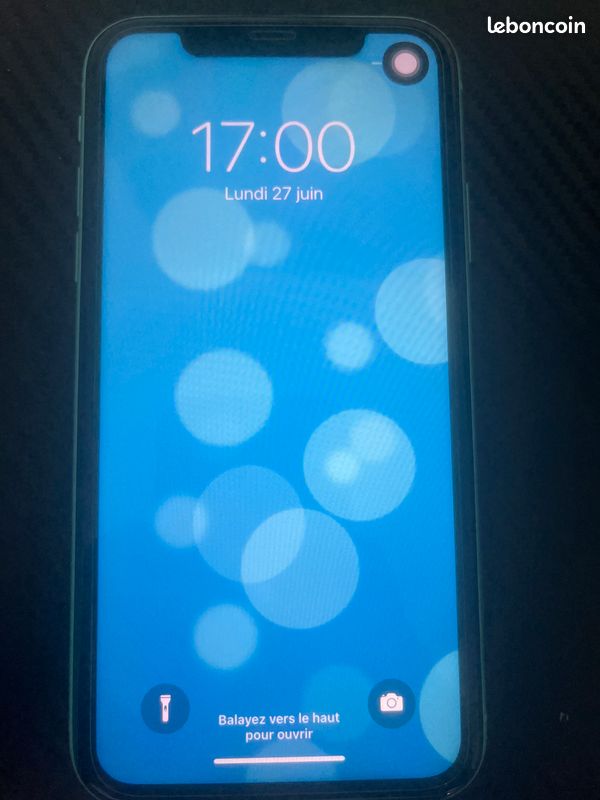 IPhone 11 vert 64g (image 1)