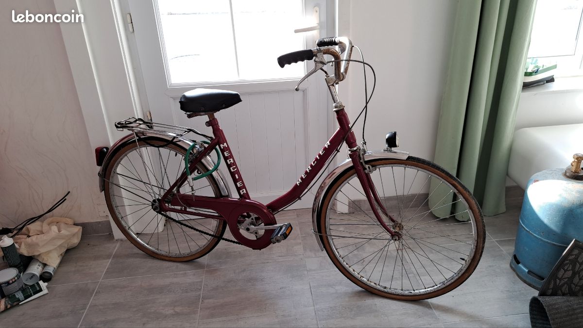 VELO FEMME MERCIER Authentique VINTAGE 1970 Tout d'origine (image 1)