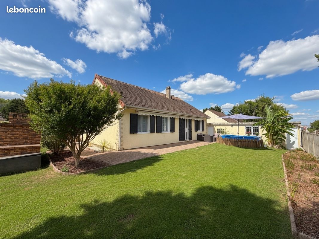 Maison 5 pièces 95 m² · à Égreville · 95 m² · 225 000 €