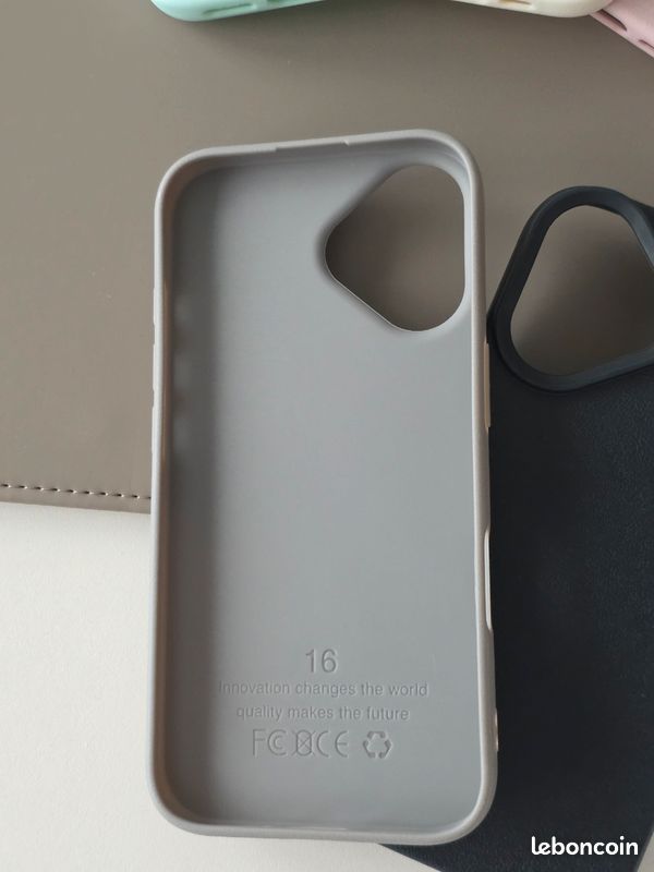 Coque iphone 16 (image 11)