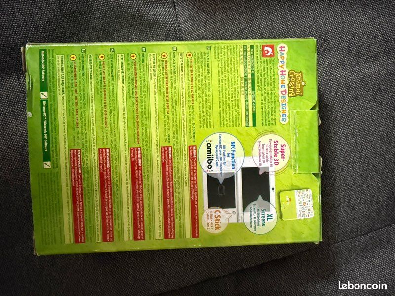 Nintendo 3DS XL (image 2)