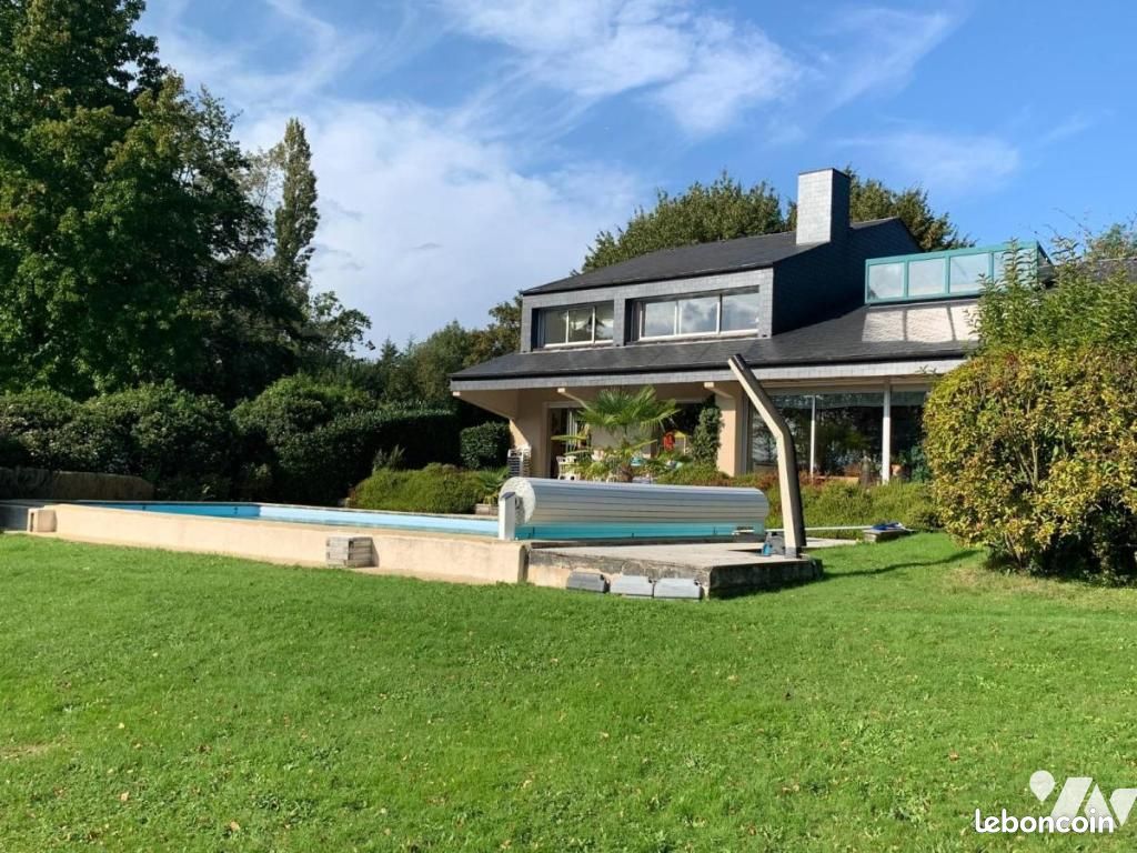 Maison 7 pièces 205 m² · à Lisieux · 205 m² · 432 500 €
