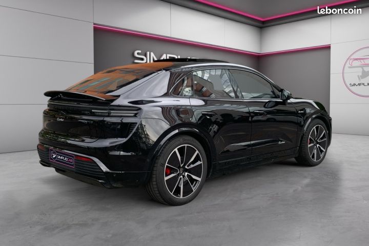 PORSCHE MACAN TURBO 639CV Garantie 12 mois Pack chrono toit ouvrant premiere main (image 7)
