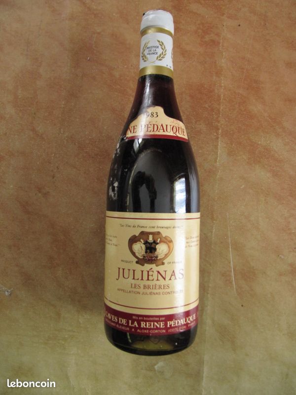 Vin rouge juliénas reine pédauque 1983 les Brières à Aloxe Corton oenologie 75cl gastronomie oenologie raisin vendanges vigneron beaujolais bourgogne (image 1)