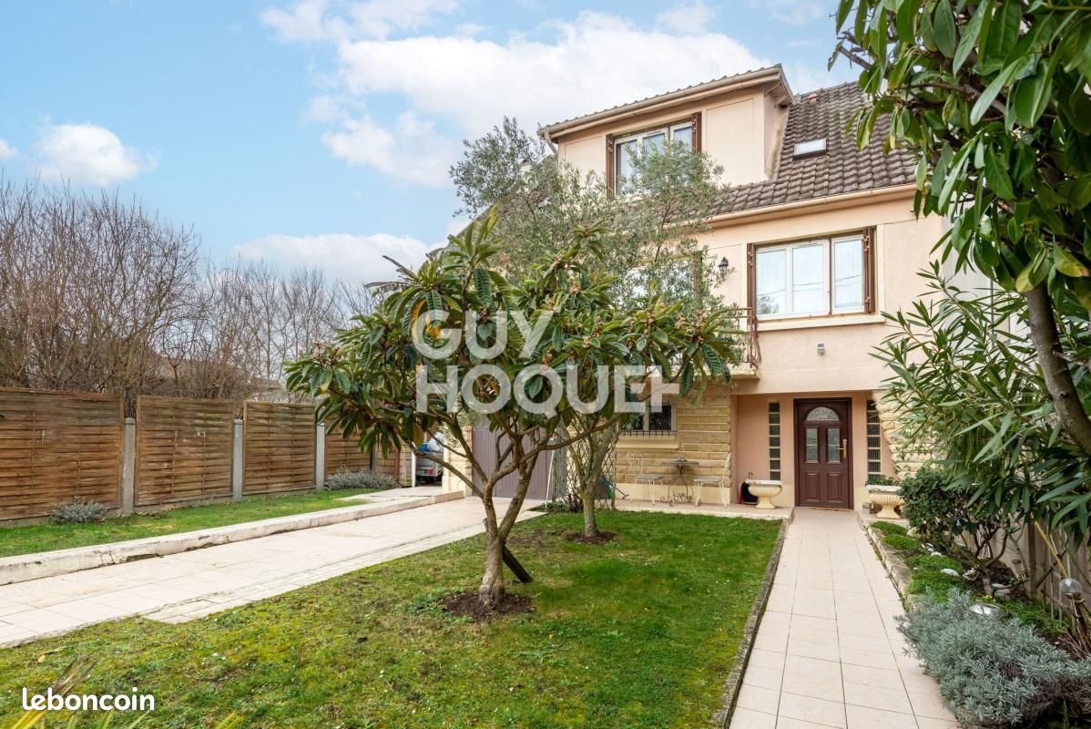 Maison 8 pièces 185 m² · à Champigny-sur-Marne · 185 m² · 579 000 €