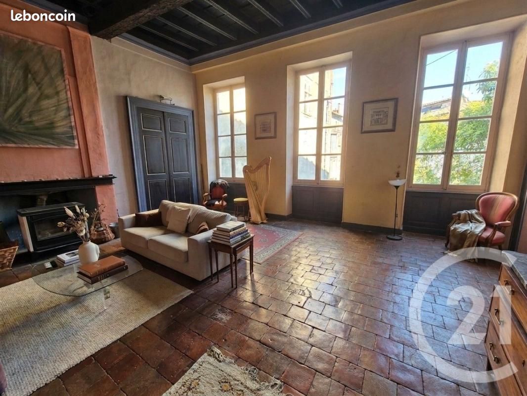 Maison 7 pièces 455 m² · à Sauve · 455 m² · 790 000 €