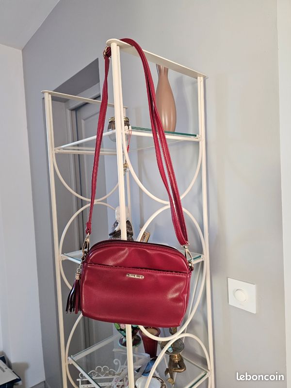 Petit sac à main bandoulière Little Marcel 22X15 rouge/bordeaux (image 1)