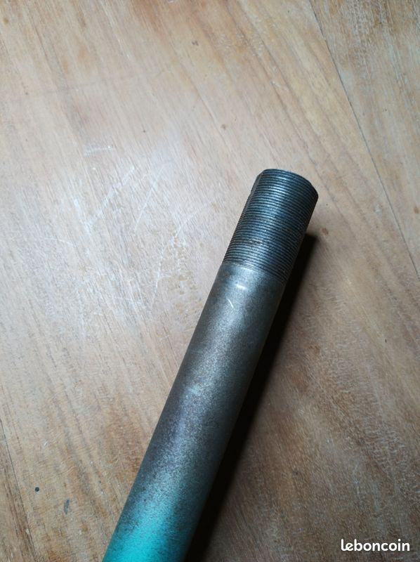 Fourche Vélo Acier Columbus 700c – Modèle Générique (Réf. 22777)