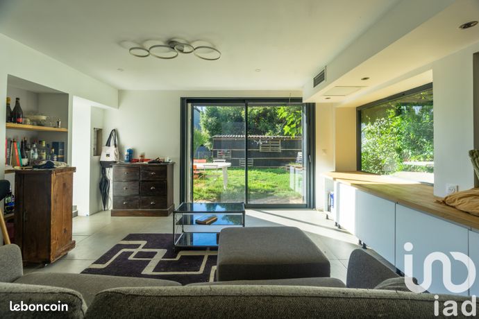 Maison 7 pièces 156 m² — 1