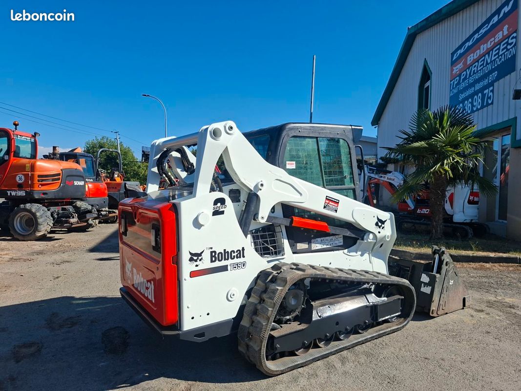 Bobcat T590 (image 1)
