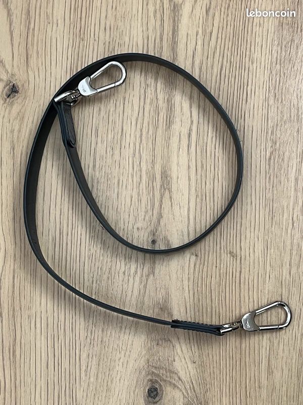 Longchamp Roseau 808 - Sac à main cabas porté épaule ou bandoulière en cuir vernis noir (image 9)