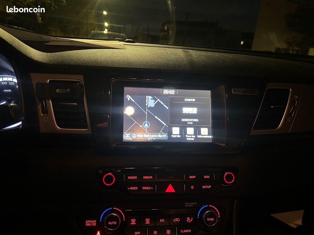 KIA NIRO BUSINESS 1.6 GDi Hybride Rechargeable 141 ch DCT6 Active Business (image 24)