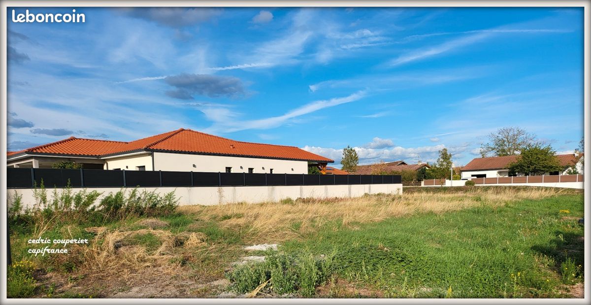 Terrain 585 m² · à Lezoux · 83 250 €