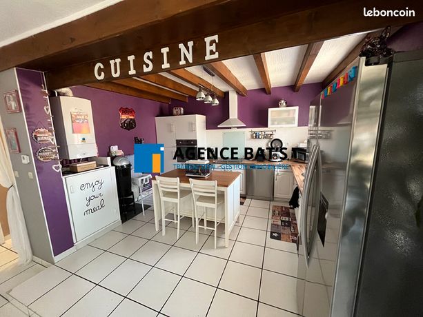 https://img.leboncoin.fr/api/v1/lbcpb1/images/c5/37/5b/c5375b4b9bb5e4bd0a66c088a777ec1092a88121.jpg?rule=ad-image