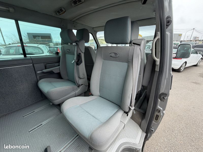 Volkswagen MULTIVAN 2.5 TDI 102CH CONFORT (image 16)