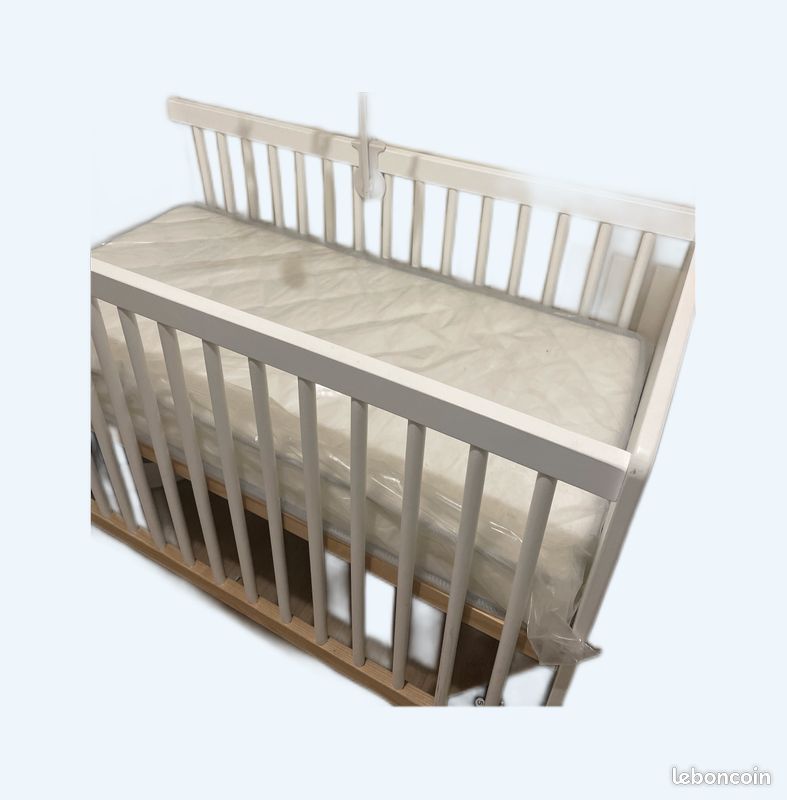 Lit bébé (image 1)