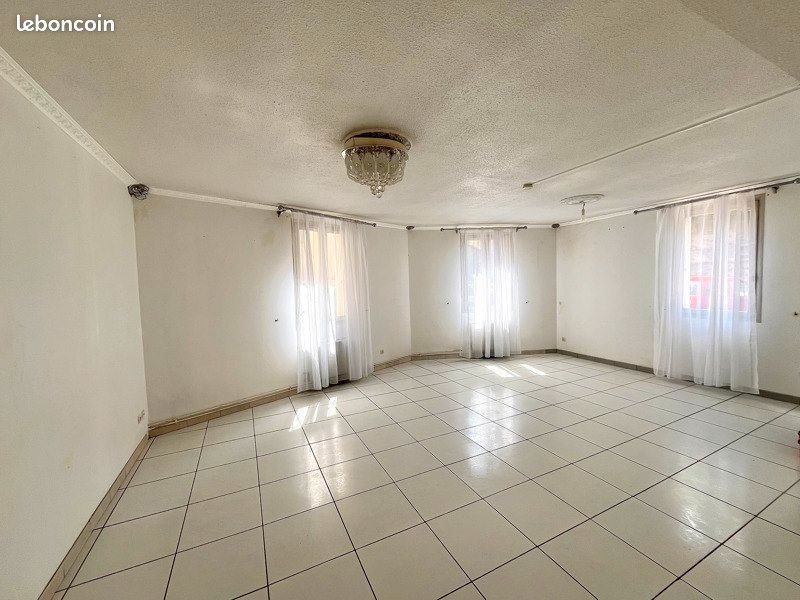 Appartement 5 pièces 95 m² · à Agen · 95 m² · 108 000 €