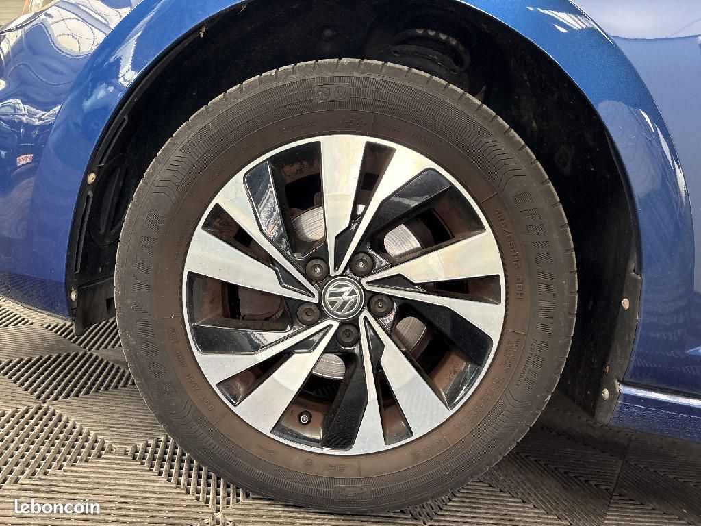 Volkswagen Polo 1.0 TSI 95 S&S BVM5 Connect (image 23)
