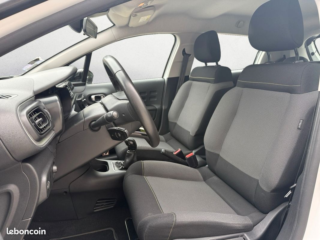 CITROEN C3 GENERATION-III 1.2L 82CH SHINE * DISTRIBUTION NEUVE * GPS * RADARS RECUL * CARPLAy (image 5)