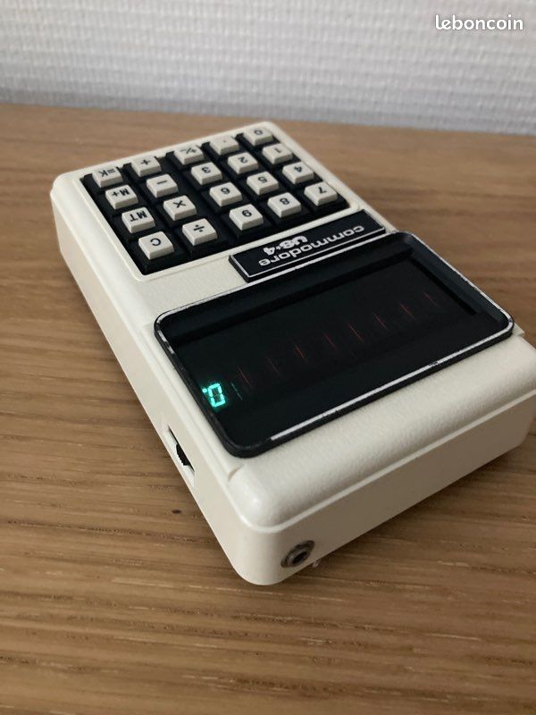 Calculatrice Commodore US-4 (image 3)