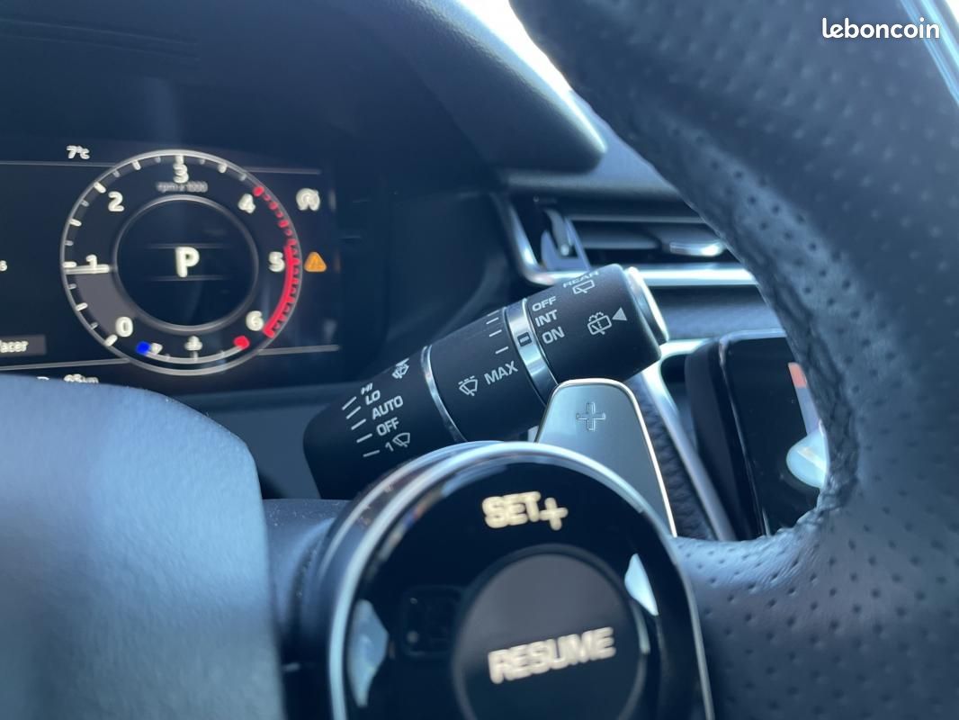 Land Rover Range Rover Velar D240 S R-DYNAMIC BVA (image 12)