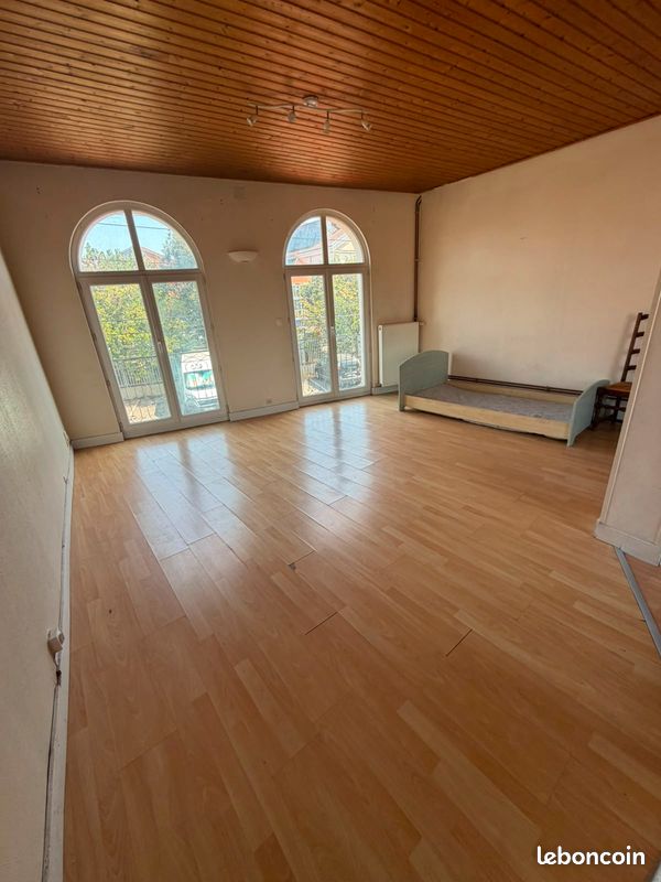 Appartement 3 pièces 56 m² · à Châtellerault · 56,5 m² · 388 €