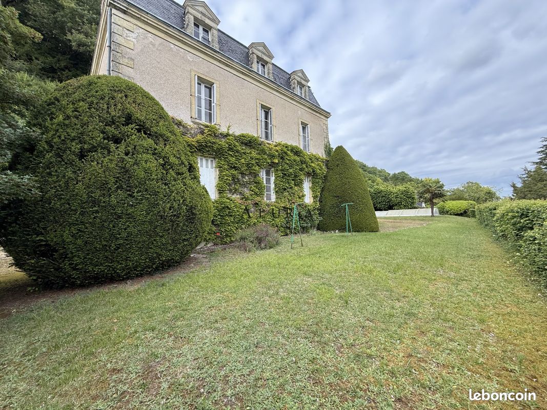 Maison 13 pièces 349 m² · à Amboise · 349 m² · 498 000 €