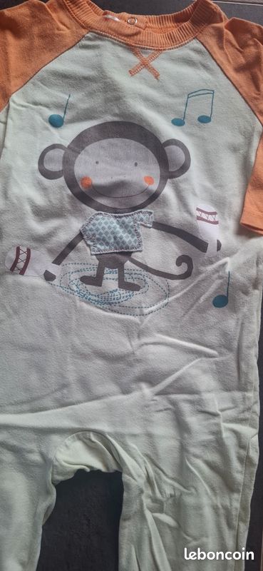 Pyjama. Taille 18 mois. Marque Kitchoun
2 (image 2)