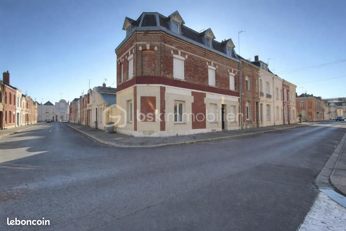 Local commercial 210 m² · à Saint-Quentin · 210 m² · 239 900 €
