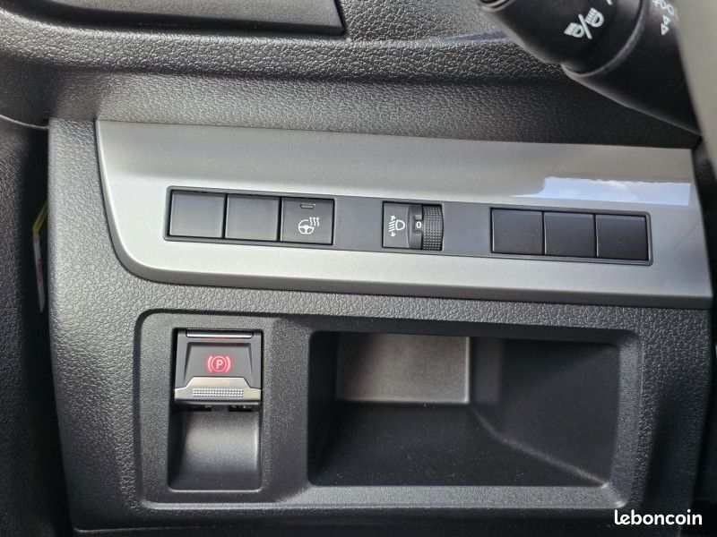 Peugeot EXPERT FG M 2.2 DIESEL 180CH CABINE APPROFONDIE Pack Premium Connect (image 10)