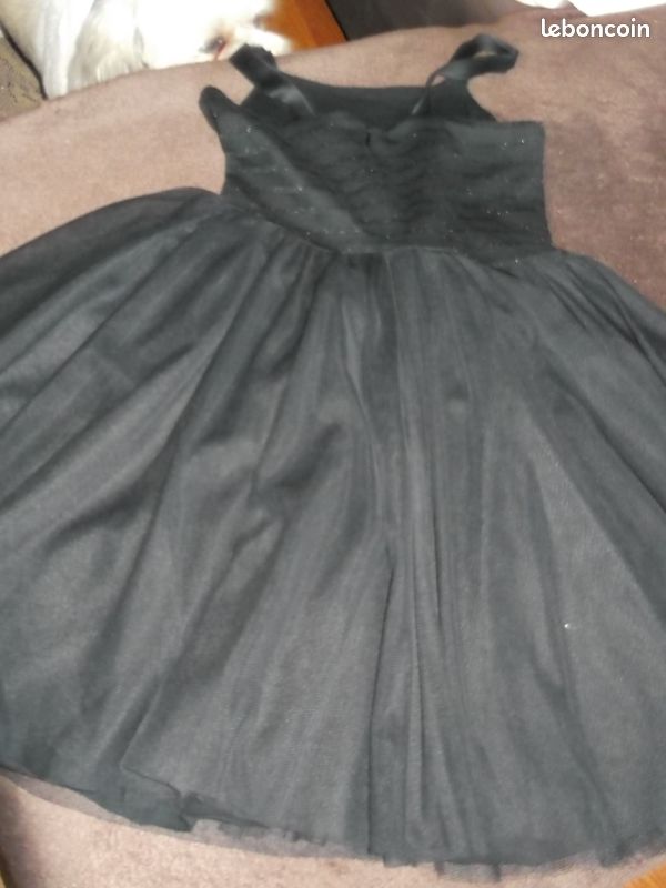 Belle robe PETIT BATEAU bas tulle LD78 (image 2)