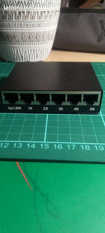 Multiprise éthernet (image 1)