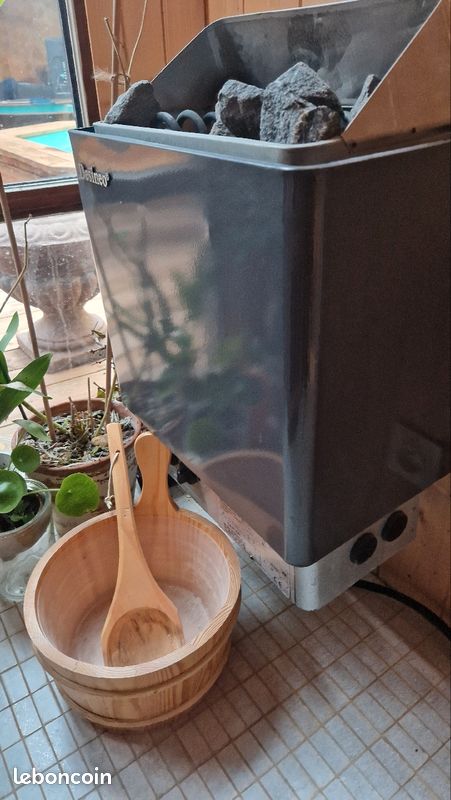 Poêle sauna 3 kw plus seau et louche bois (image 1)
