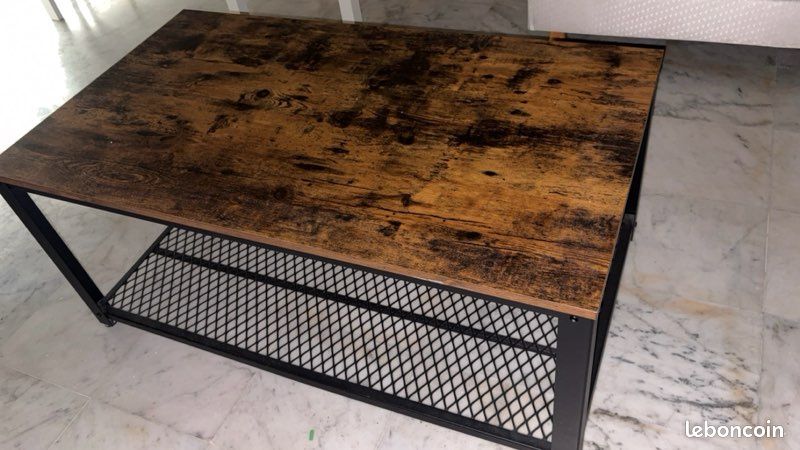 Table basse en bois (image 1)