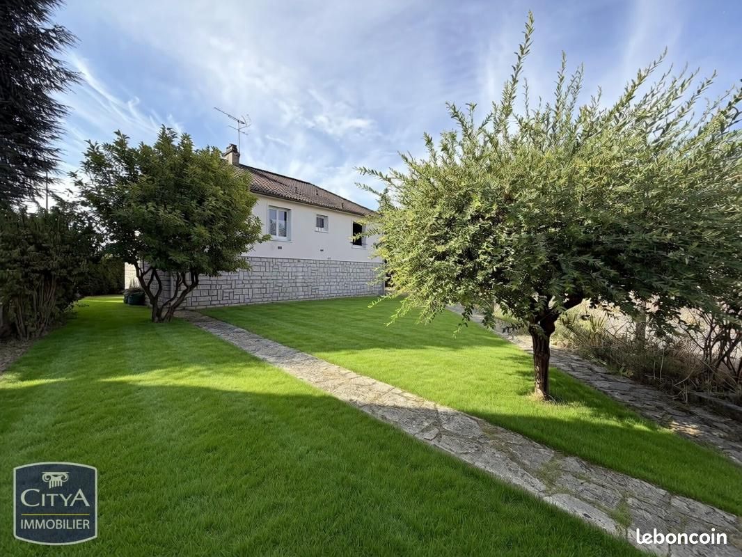 Maison 5 pièces 129 m² · à Rambouillet · 129 m² · 420 000 €