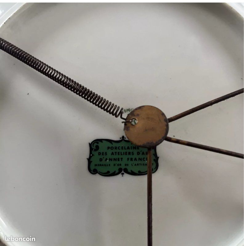 Assiette décorative en porcelaine – Ateliers d’art d’Annet, Limoges (France) (image 4)