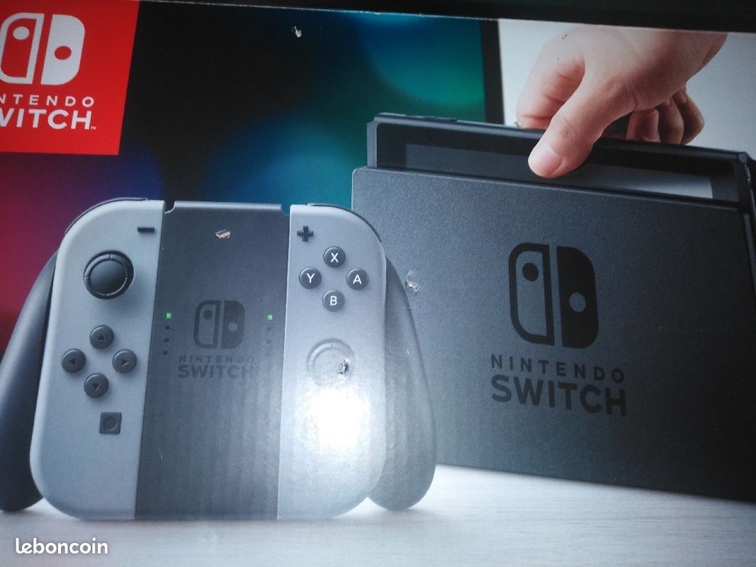 Switch hs pour blague avec jeu et joy con bonne état (image 1)