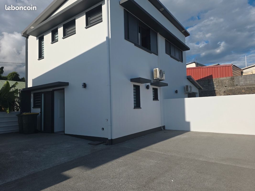 Maison 5 pièces 115 m² · à Saint-Pierre · 115 m² · 1 850 €
