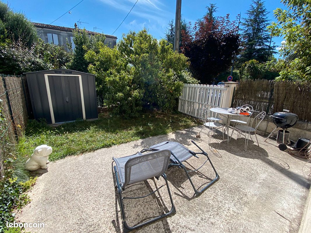 Appartement 1 pièce 29 m² · à Saintes · 29 m² · 508 €/mois