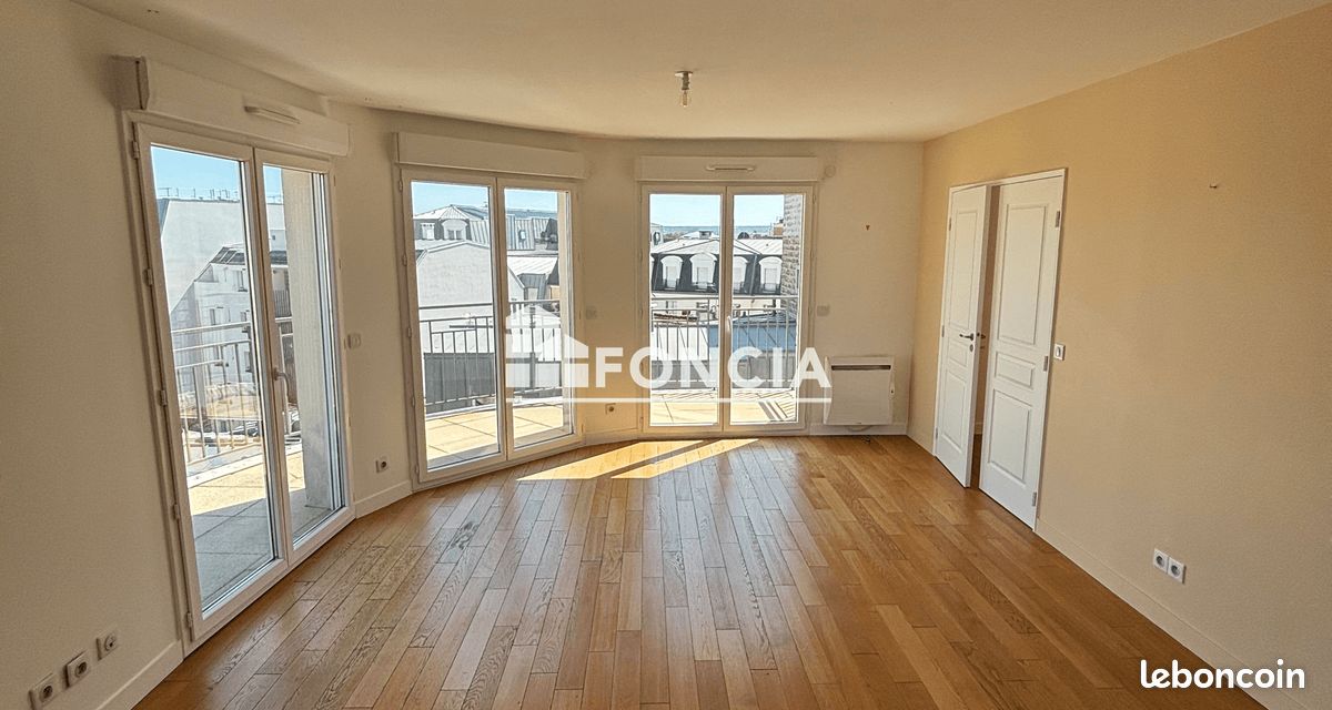 Appartement 3 pièces 68 m² · à Puteaux · 68 m² · 2 068 €/mois