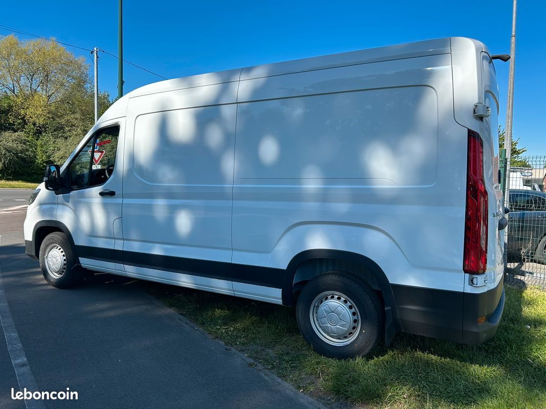 22 900 ht - maxus deliver 9 neuf l3h2 2.0 d 150 cv Grand Carplay / clim / reg / tel / camera / dab / phare av led / radar AV et AR / Alerte anti collision/ lecture des panneau etc... (image 12)