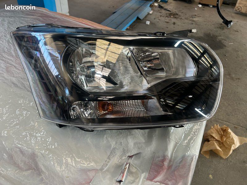 Phare Avant Droit Pour Ford Galaxy 2 Phase 1 - Référence 1EJ00925002 - Occasion
