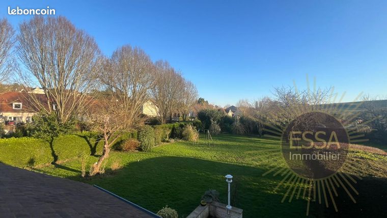Maison 9 pièces 200 m²